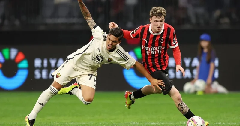 "Борнмут" выкупит защитника у "Милана"