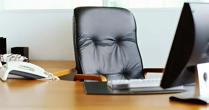 Bu şəxslər vəzifəsini itirdi Nazirlik qərar verdi SİYAHI