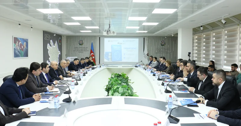 İİTKM “InsurTech” adlı dərs vəsaitini təqdim etdi