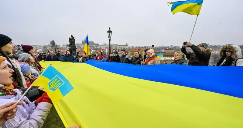 Спикер парламента Чехии: Флаг Украины в центре Праги ненужная провокация ФОТО