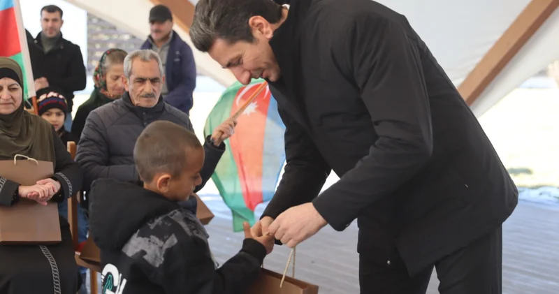 Xocalının daha iki kəndinə 100 nəfər qayıtdı FOTO