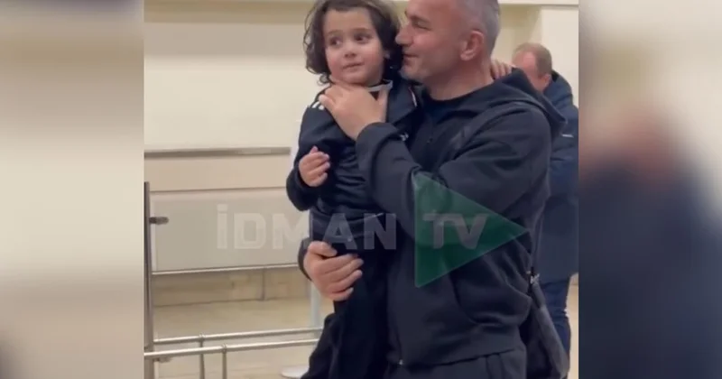 ФК "Карабах" прибыл в Ливерпуль для матча Лиги чемпионов ВИДЕО