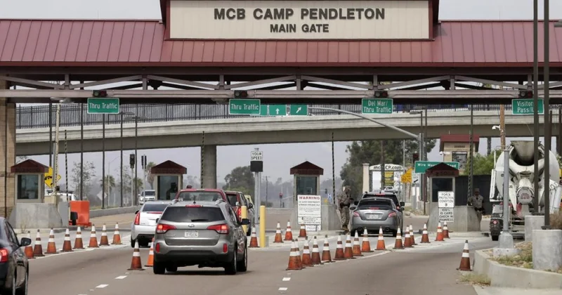 McDonald s ı axtararkən hərbi bazaya girən ruslar həbs olundu