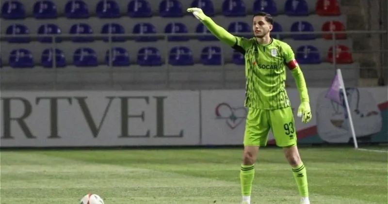 Нефтчи хочет удержать вратаря, который не играет