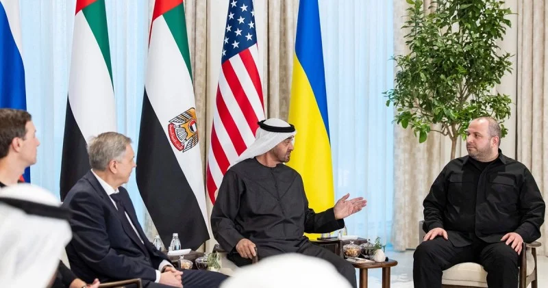 Əbu Dabi danışıqları: Rusiyada kəşfiyyat “müharibəsi”, ABŞ öndə TƏHLİL