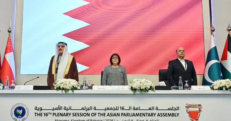 Спикер парламента Азербайджана призвала страны АПА к активному участию в WUF13