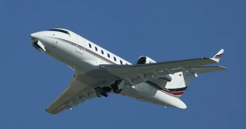 Самолет разбился при взлете в США