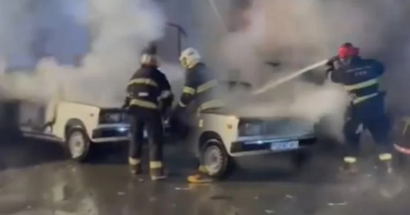 Avtomobil sexində yanğın: “07” markalı maşın yandı VİDEO