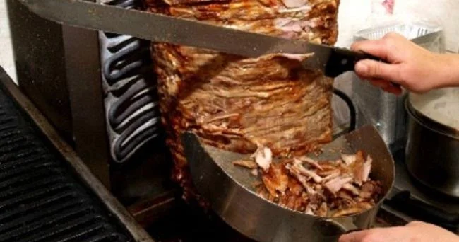 Keçən il 400 ə yaxın dönərxanada nöqsan tapılıb