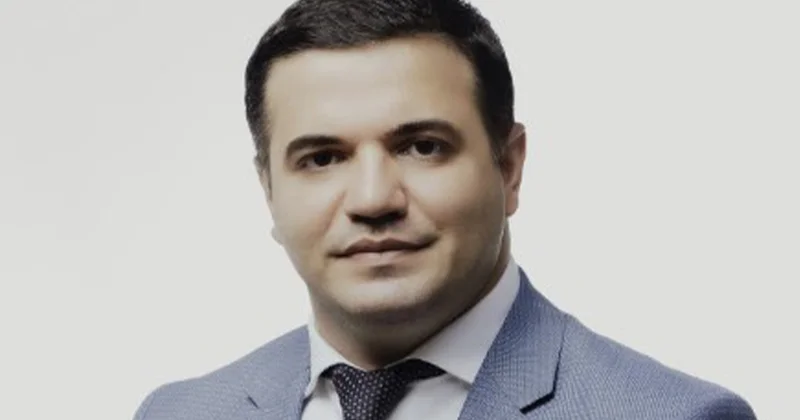 Vəkillər Kollegiyasından qovulan vəkil həbs edildi Foto