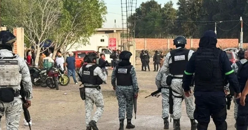 Futbol meydançası qan gölünə çevrildi 11 nəfər öldürüldü