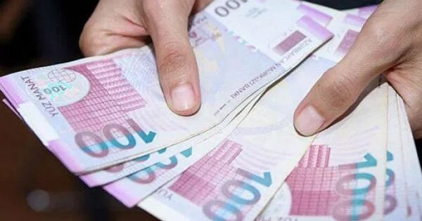 Azərbaycanda ən çox maaşı onlar alır