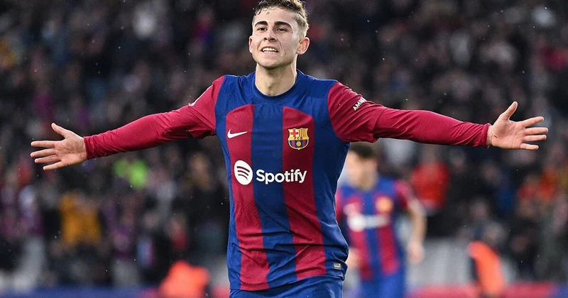 Лопес остается в Барселоне : зарплата футболиста увеличится на 50%