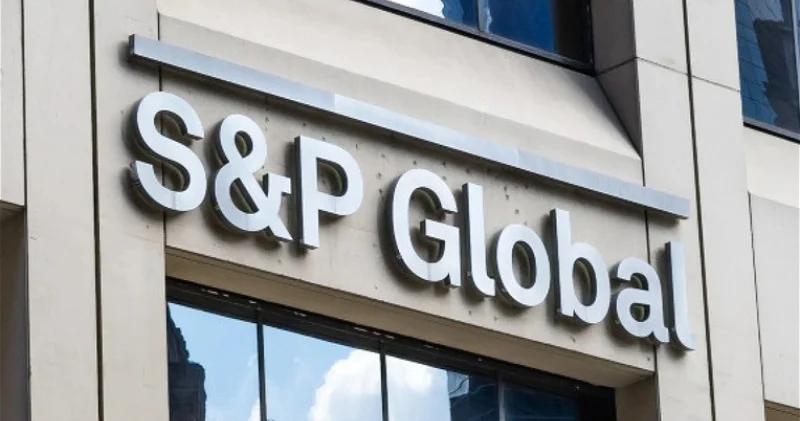 S&P улучшило прогноз по банковскому сектору Азербайджана и прогнозирует сохранение устойчивости банков страны