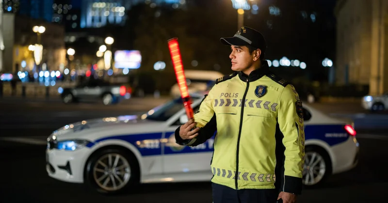 DİN: Yol ayrıcından dönən sürücü piyadalara, velosipedçilərə yol verməlidir VİDEO