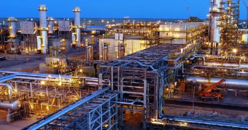 Казахи возобновили нефтедобычу после ЧП