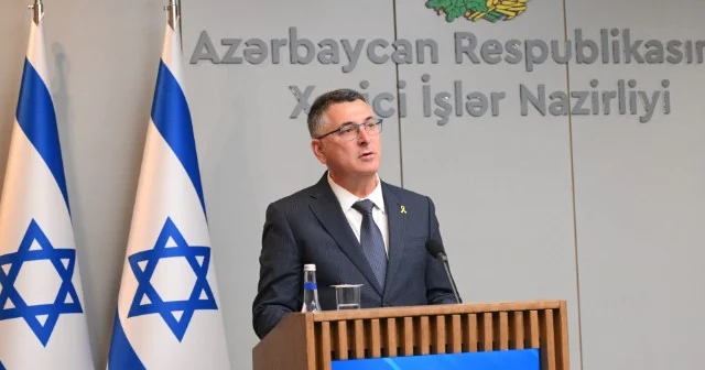 İlham Əliyev uzaqgörən liderdir Saar Bakı səfərindən yazdı (FOTO)