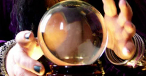 Rusiyada falçılıq və sehrbazlıq leqallaşacaq FOTO