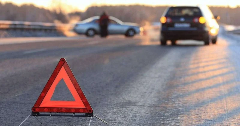 Qəbələdə ağır yol qəzası Ölən və xəsarət alan var