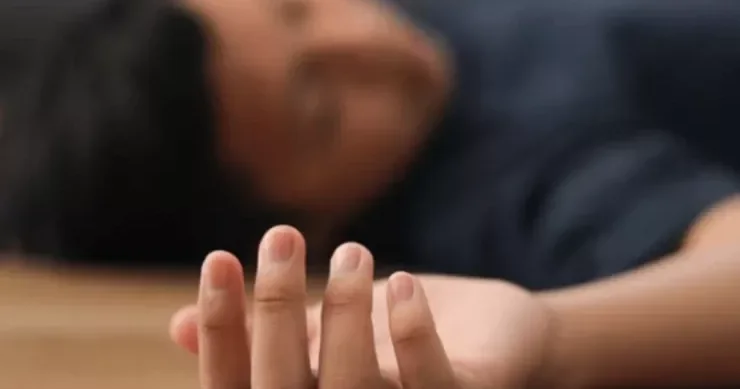 Gəncədə yeniyetmə repetitor yanında ürəktutmadan öldü