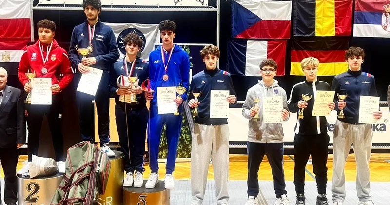 Abbas Hüseynov Polşada “bürünc” qazandı