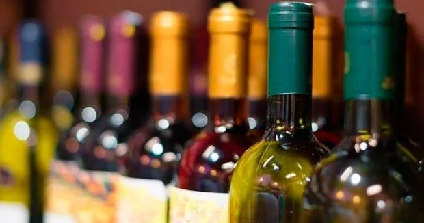 Ötən il 8 mindən çox saxta alkoqollu içki satışdan çıxarılıb