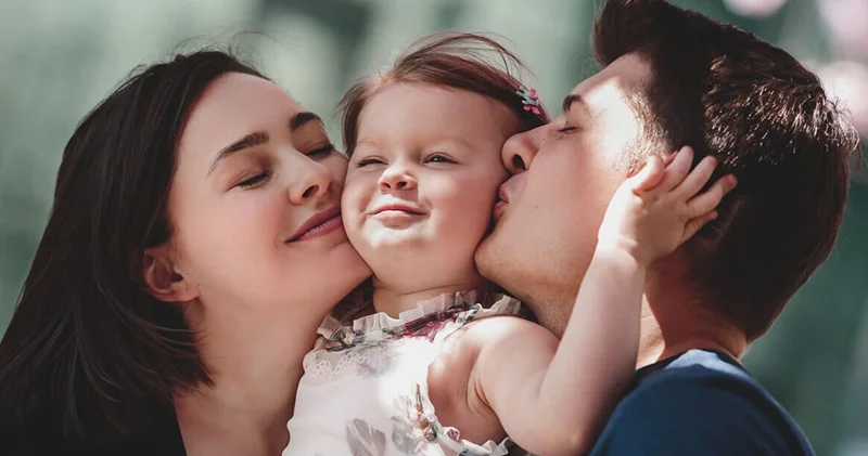 Demoqrafik təhlükə: Azərbaycanda doğum niyə rekord həddə azalır?