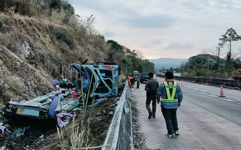 Tailandda avtobus qəzası 18 ölü