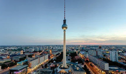 Berlinin mərkəzində Fələstinə dəstək aksiyası başlayıb