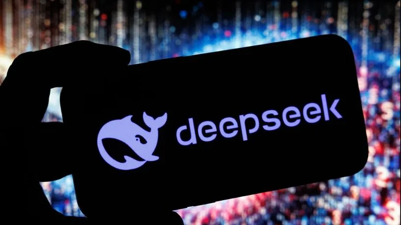 “DeepSeek”ə giriş bərpa edildi Tətbiqi yükləmək mümkün olacaq