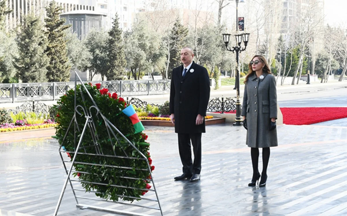 Prezident və xanımı “Ana harayı” abidəsini ziyarət etdi