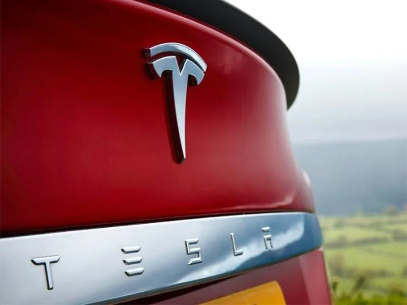 Belçikada dünyanın ən böyük Tesla işıq şousu keçirilib