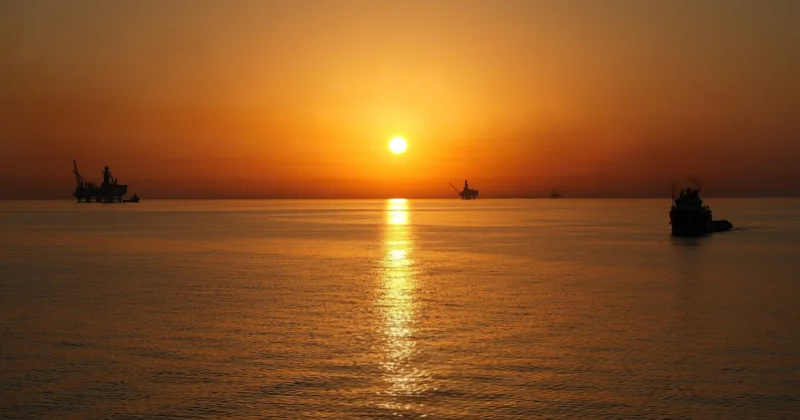 “Azeri Light” markalı neft ucuzlaşıb