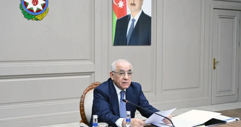 Əli Əsədov İqtisadi Şuranın iclasını keçirdi