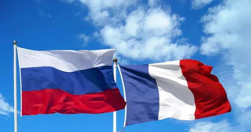 Дипломатическая схватка в Анкаре: посольства России и Франции обменялись резкими заявлениями