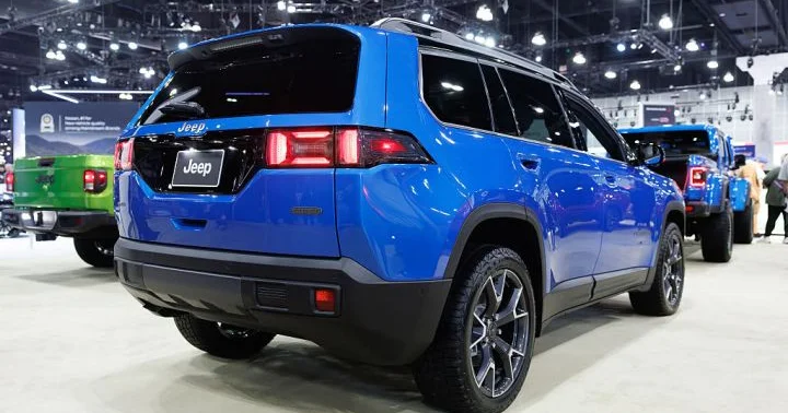 Jeep istehsalçısı böyük məbləğdə zərər açıqladı