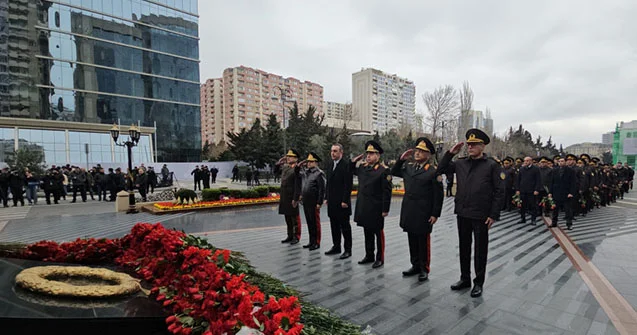 FHN kollektivi “Ana harayı”nı ziyarət etdi Video Fotolar