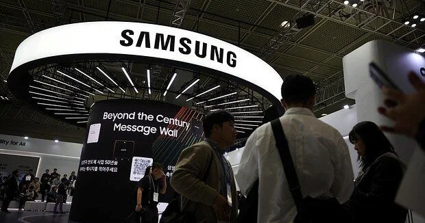 Samsung выпустила недорогие смартфоны