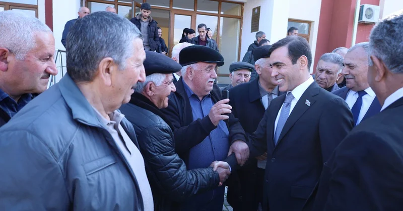 Millət vəkili Umudlu camaatı ilə görüşdü