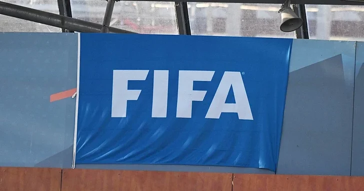 ФИФА может разрешить проводить матчи лиг за пределами стран