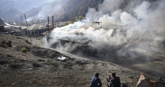 Ermənilər şokda: Özlərinin yandırdığı kənddə yaşayacaqlar FOTO