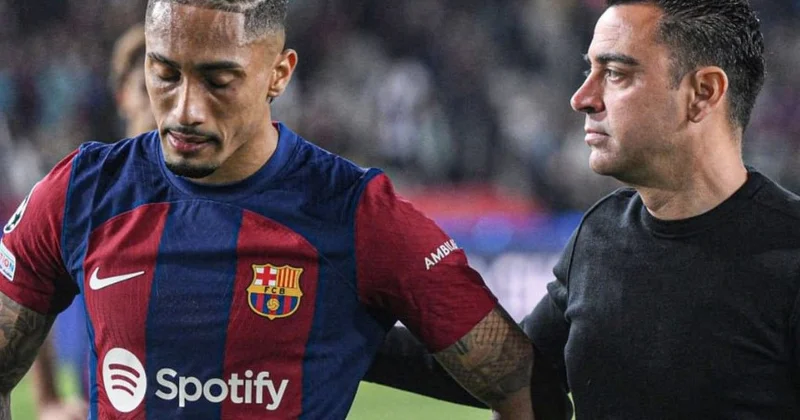 Xavi Rafinyanın oyunda tez əvəzlənməsinin sirrini açıqlayıb