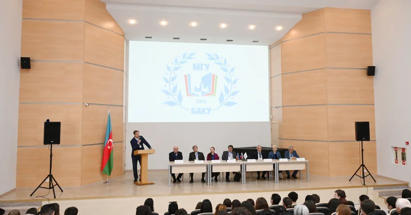 Moskva Dövlət Universitetinin Bakı filialında “Açıq qapı” günü