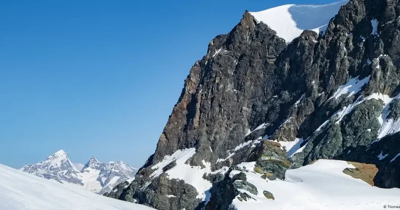 Alp dağlarında beş turistin meyiti aşkar edilib
