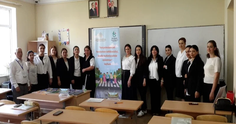 “Yeniyetmələrə yol hərəkətinin təhlükəsizliyi, piyada mədəniyyətinin aşılanması” layihəsinin təqdimatı keçirilib FOTOLAR