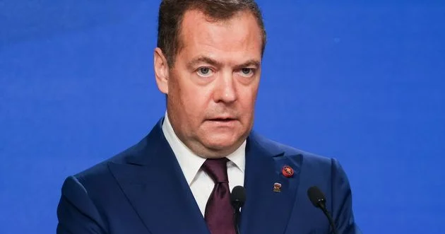 Medvedev bildirib ki, bufer zonası bütün Ukraynanı əhatə edə bilər