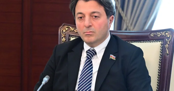 Tural Gəncəliyev: Qərb ölkələri islamofobiyanı yerli sakinlərə sırıyırlar