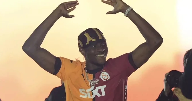 Viktor Osimhenin hər kəsin gözlədiyi transfer cavabı