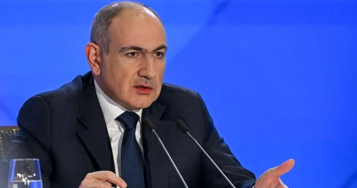 Paşinyan Konstitusiya ilə şəxsən məşğul olacaq