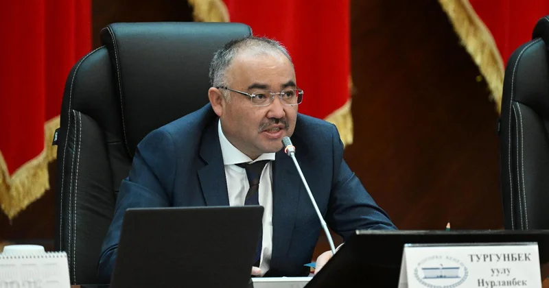 Кыргызстан предлагает площадку Баку и Еревану для подписания мирного договора